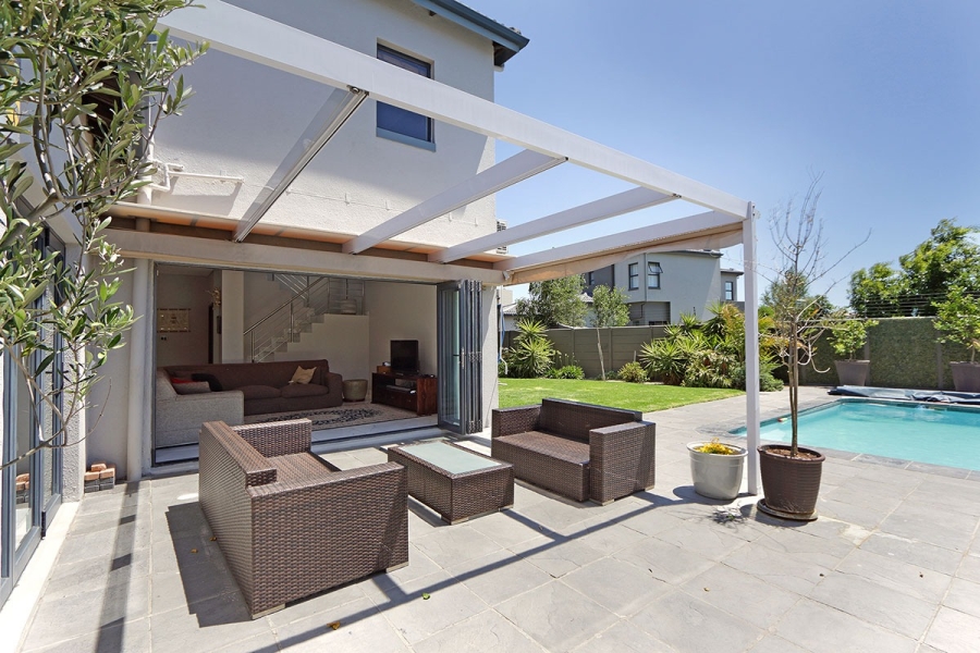 4 Bedroom Property for Sale in Parklands North Western Cape